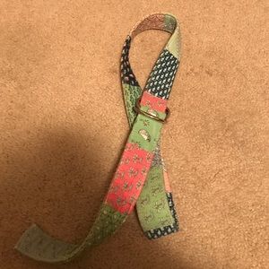 EUC Vineyard Vines Vintage Patchwork D-ring Belt!